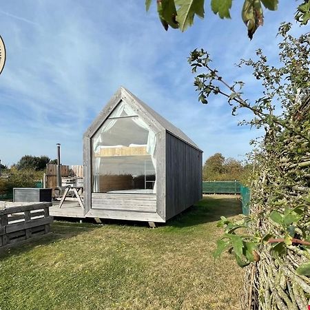 Lushna 6 Petite At Lee Wick Farm Cottages & Glamping Clacton-on-Sea Exterior foto