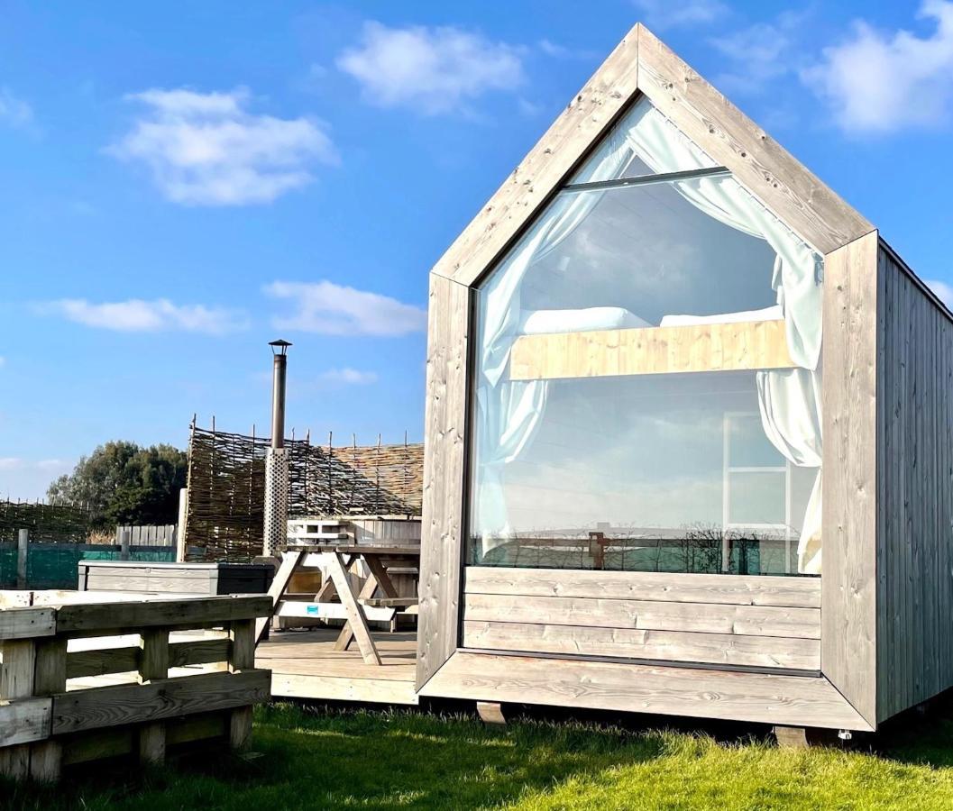 Lushna 6 Petite At Lee Wick Farm Cottages & Glamping Clacton-on-Sea Exterior foto